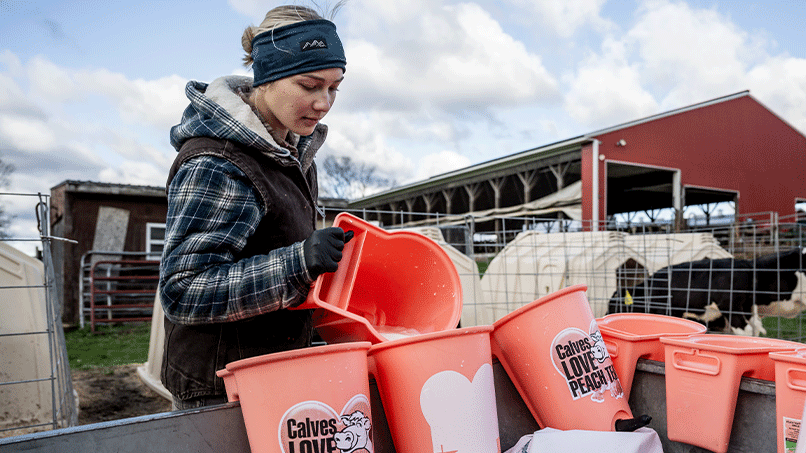 DFAM26003_Article_Young-Farmers_Image9.png